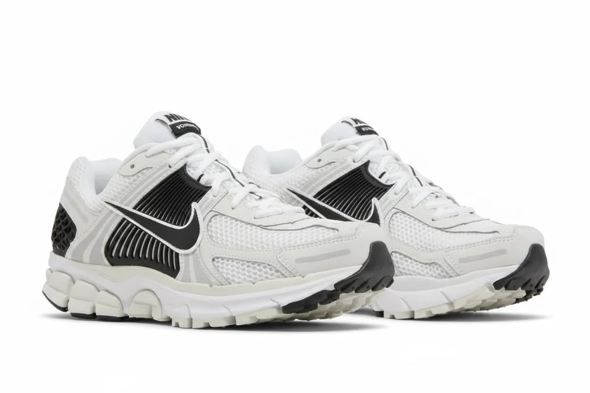 Air Zoom Vomero 5 'White Black'