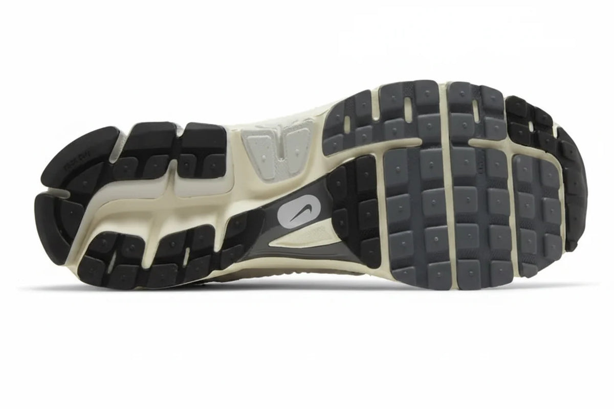 Air Zoom Vomero 5 'Platinum Tint'