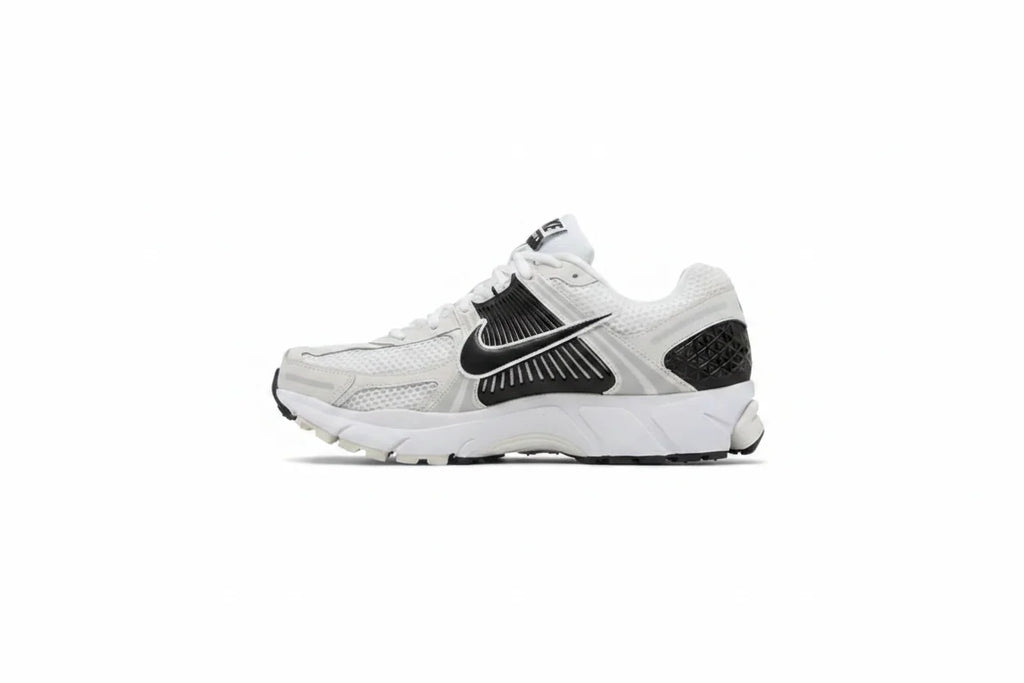 Air Zoom Vomero 5 'White Black'